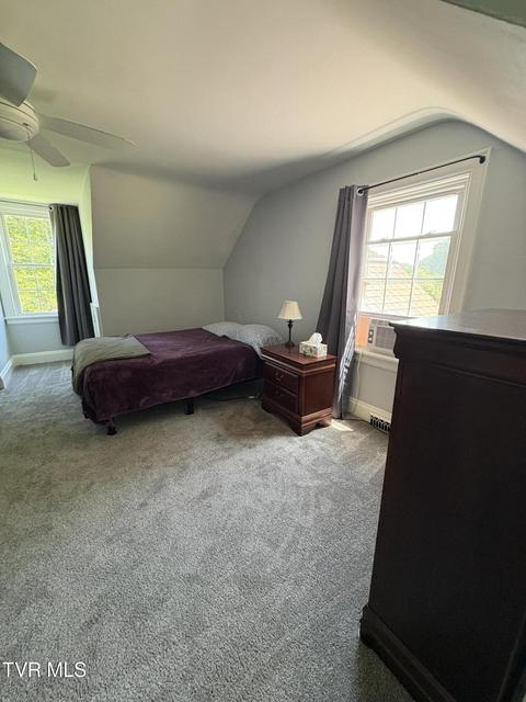 Photo #24: 313 Centre Avenue Ne Avenue