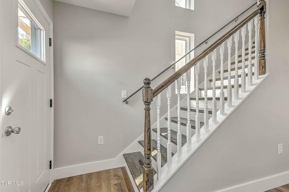 Photo #6: 1101 Rhode Island Avenue