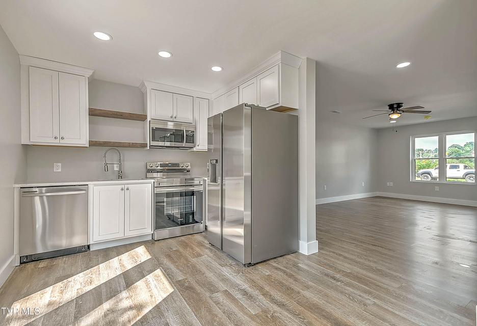 Photo #14: 1101 Rhode Island Avenue