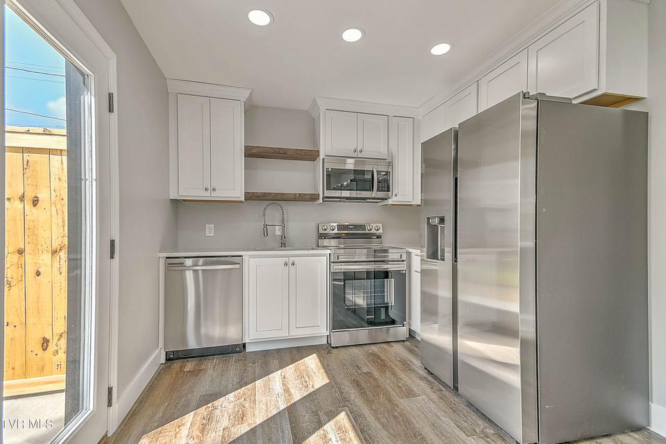 Photo #15: 1101 Rhode Island Avenue