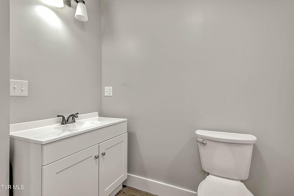 Photo #24: 1101 Rhode Island Avenue