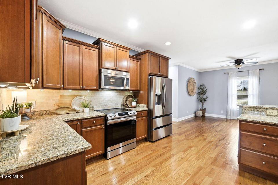 Photo #6: 2815 Wallace Court