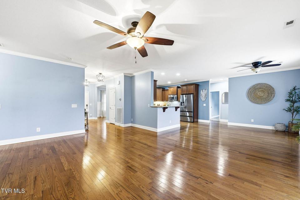 Photo #10: 2815 Wallace Court