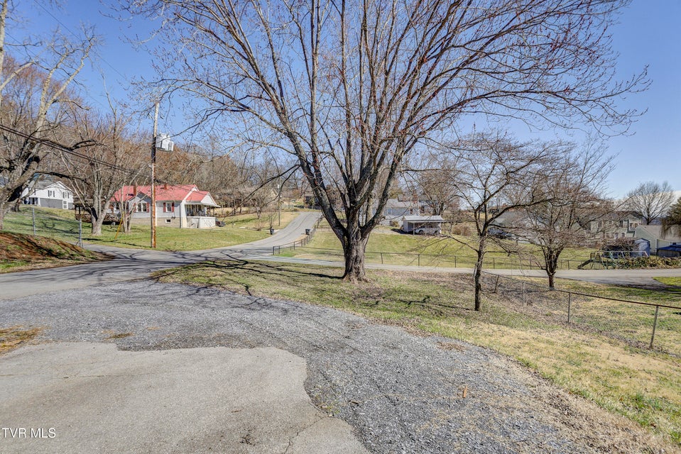 Photo #37: 1237 Fairview Avenue