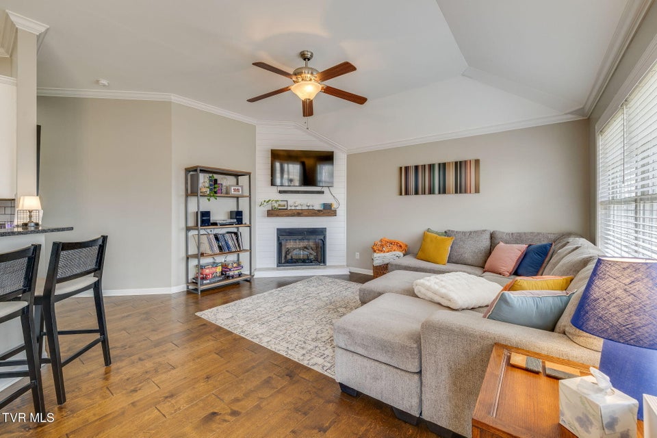 Photo #9: 32 Taylor Ridge Court