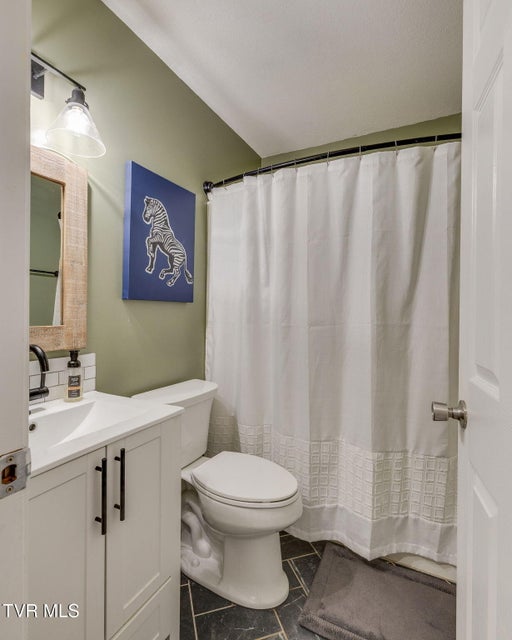 Photo #20: 32 Taylor Ridge Court