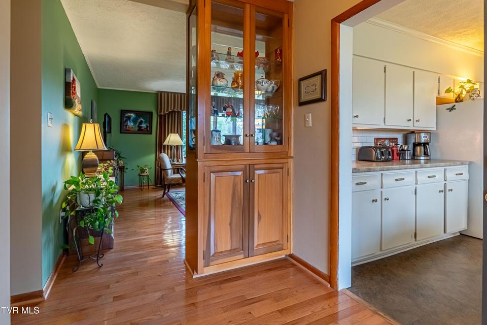 Photo #7: 196 Crestview Drive