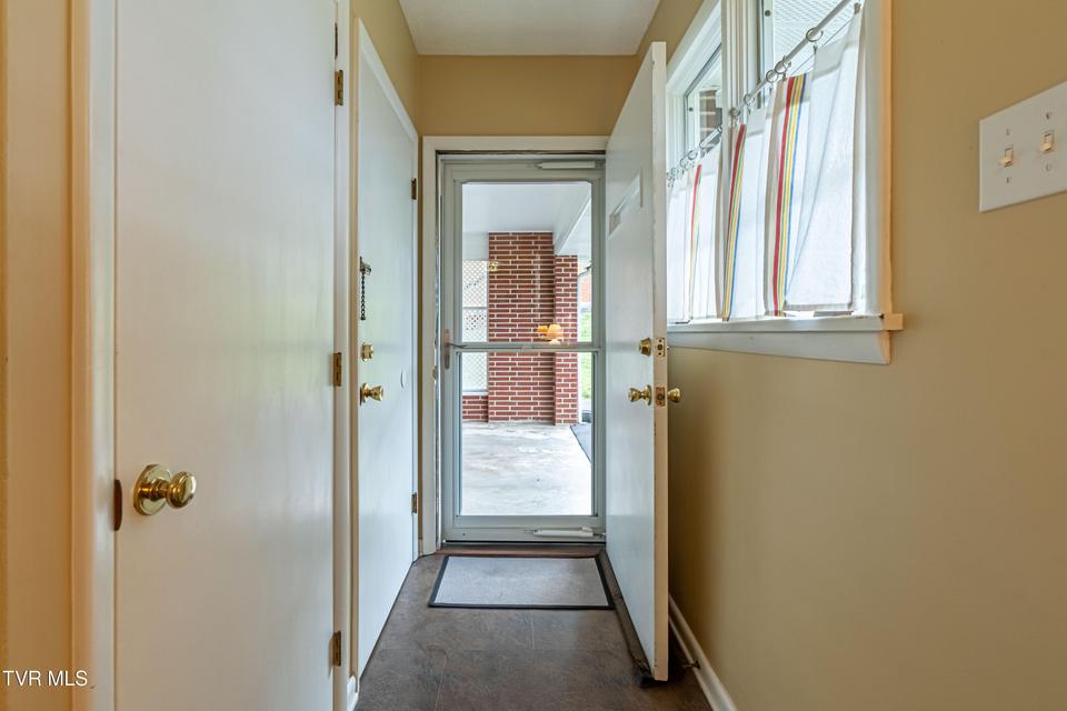 Photo #29: 196 Crestview Drive