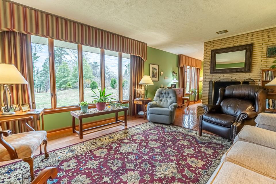 Photo #15: 196 Crestview Drive