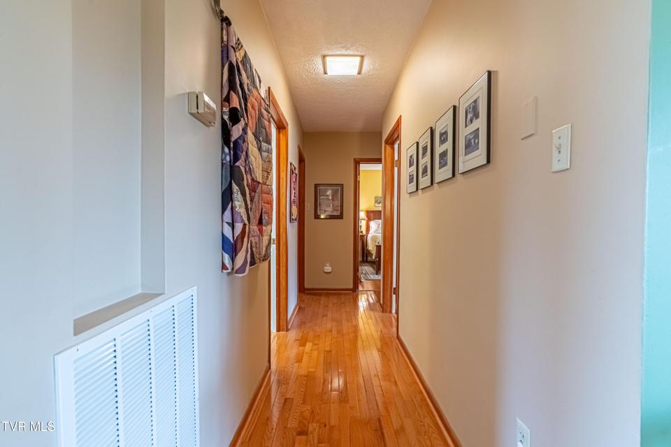 Photo #17: 196 Crestview Drive