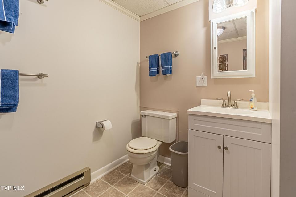 Photo #38: 196 Crestview Drive