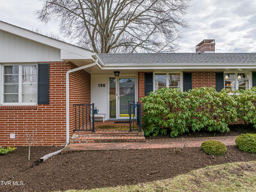 Photo #6: 196 Crestview Drive