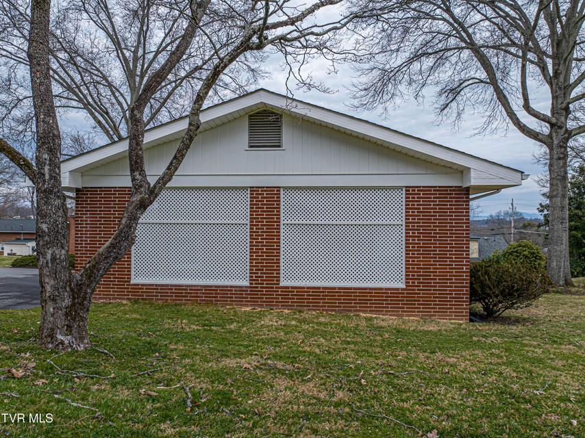 Photo #5: 196 Crestview Drive