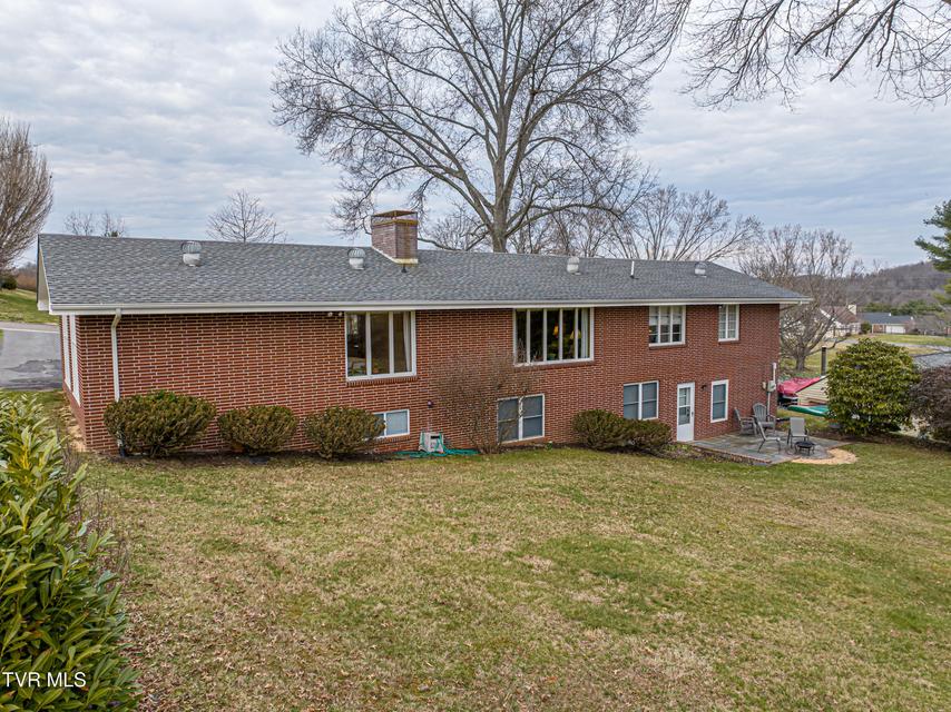 Photo #4: 196 Crestview Drive