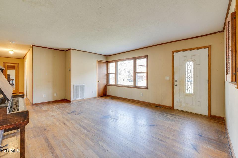 Photo #7: 118 Sunny Acres 