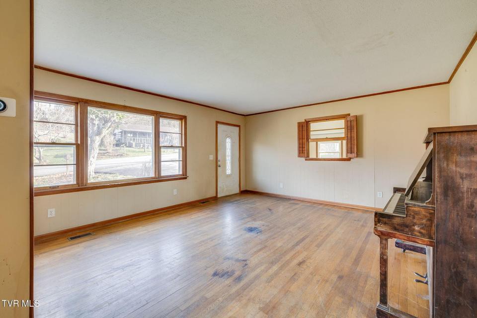 Photo #8: 118 Sunny Acres 