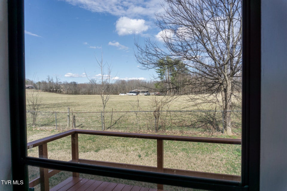 Photo #31: 185 Davy Crockett Drive