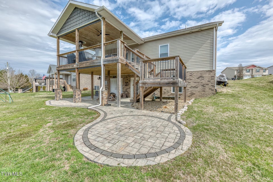 Photo #61: 480 Manchester Place