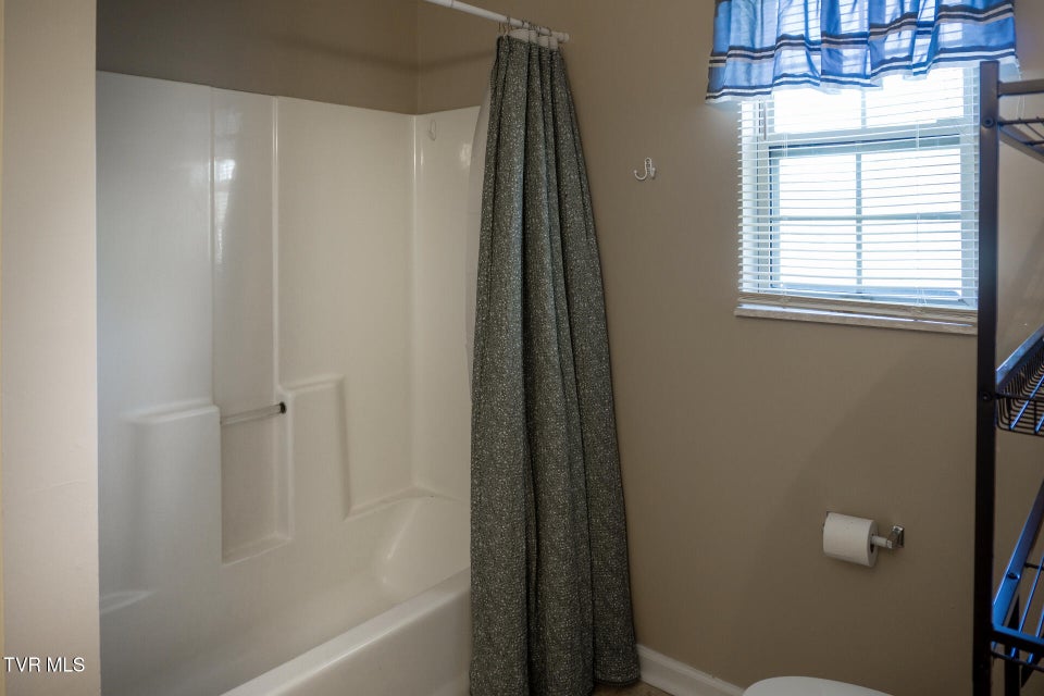 Photo #27: 185 Davy Crockett Drive