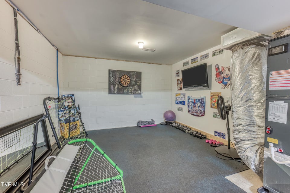 Photo #51: 480 Manchester Place