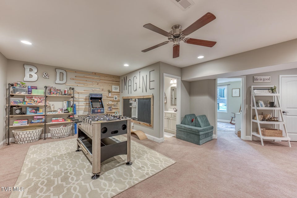 Photo #43: 480 Manchester Place