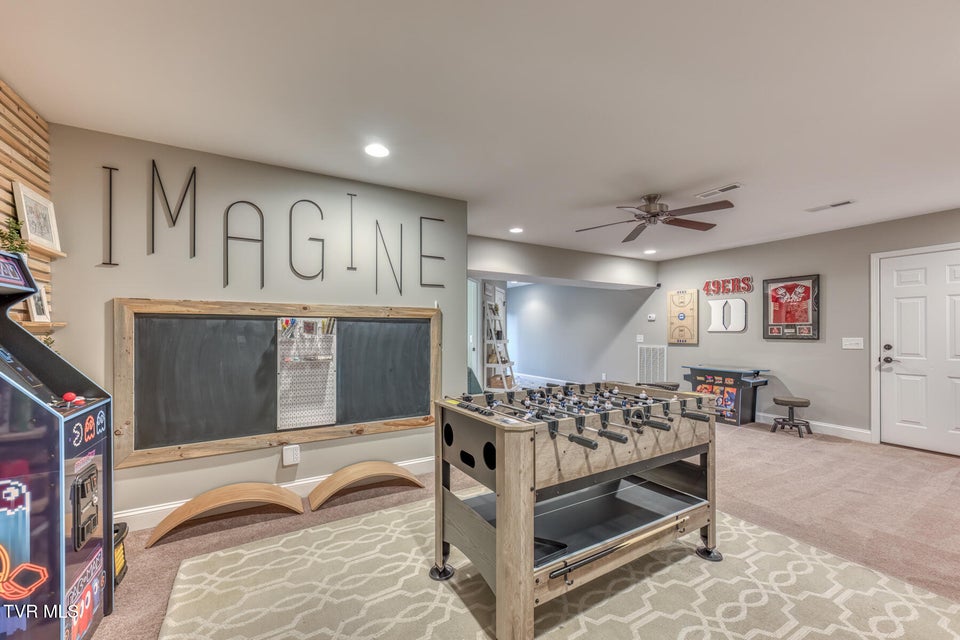 Photo #44: 480 Manchester Place