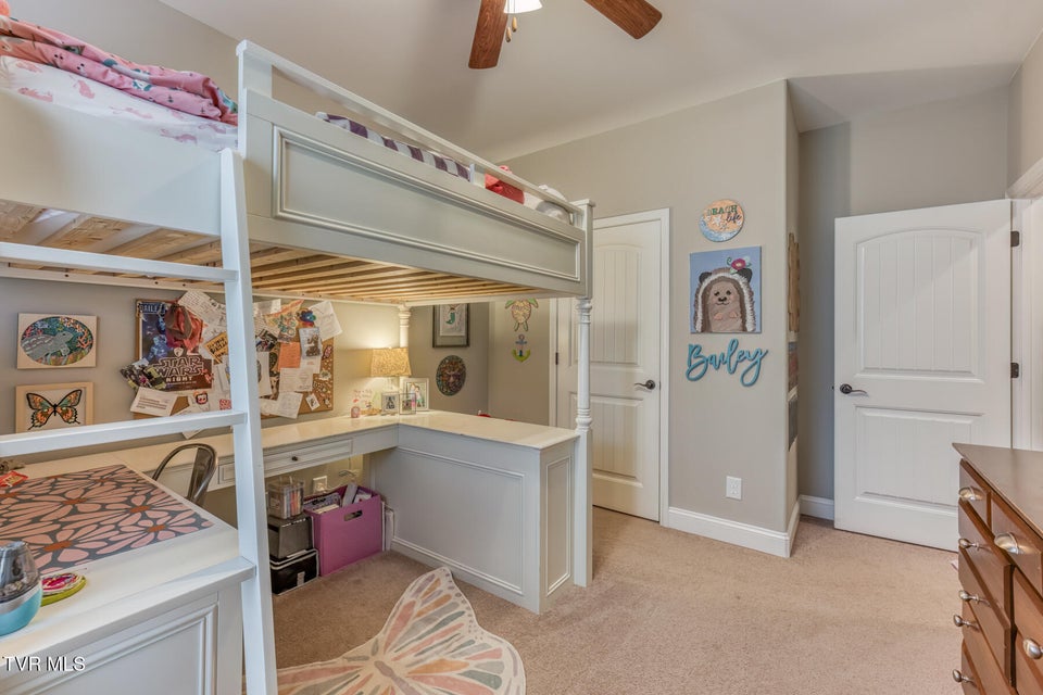 Photo #33: 480 Manchester Place