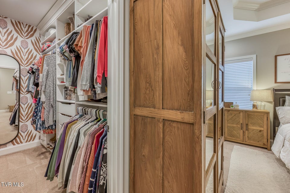 Photo #24: 480 Manchester Place