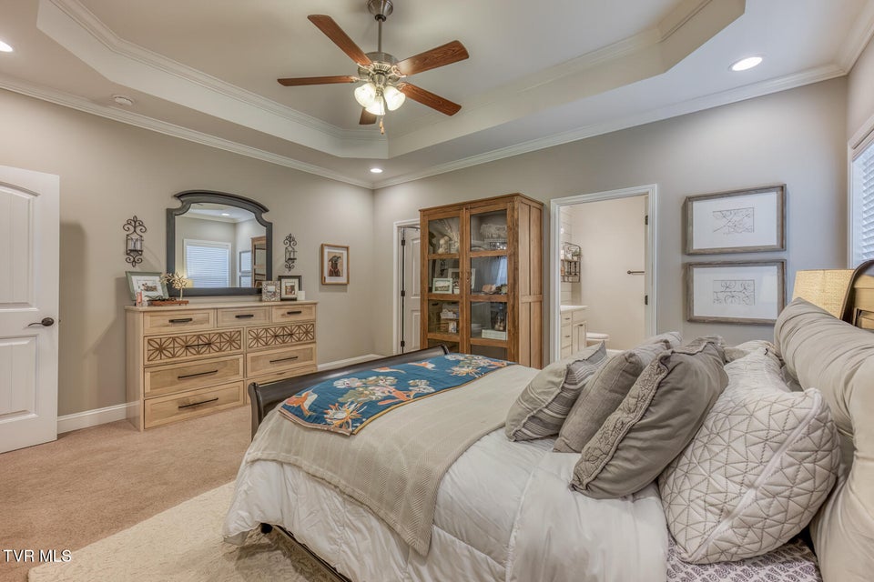 Photo #25: 480 Manchester Place