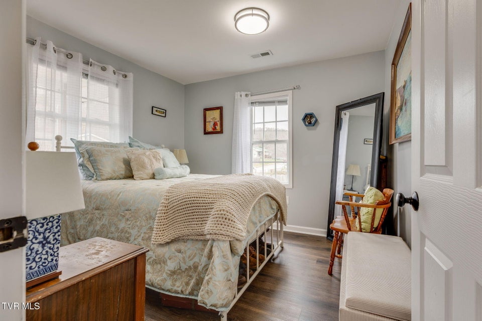 Photo #14: 2526 Park Avenue