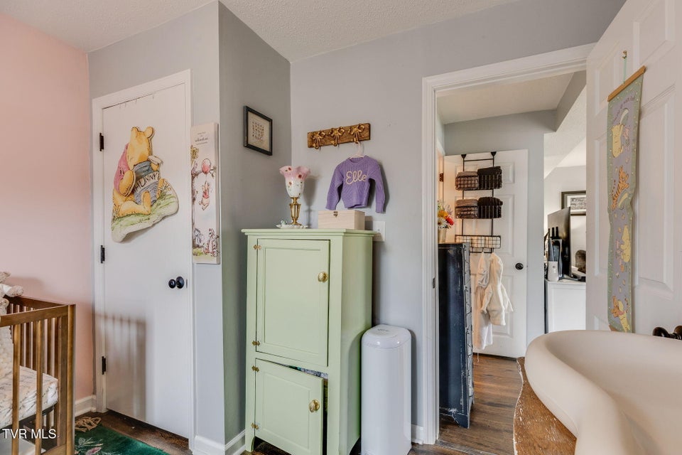 Photo #18: 2526 Park Avenue