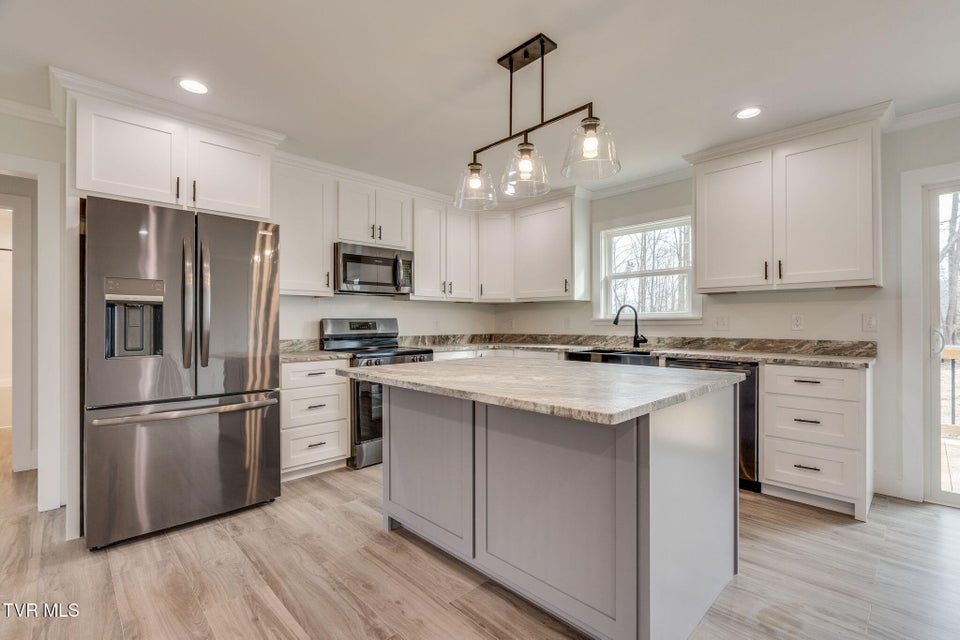 Photo #8: 137 Madeline Lane