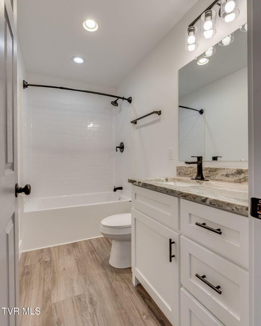 Photo #16: 137 Madeline Lane