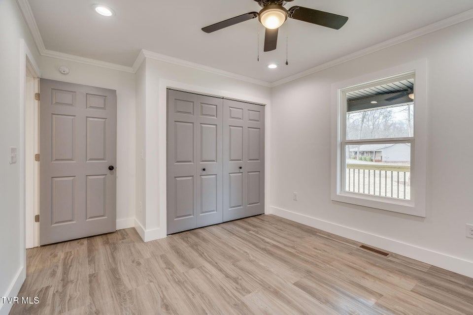 Photo #18: 137 Madeline Lane