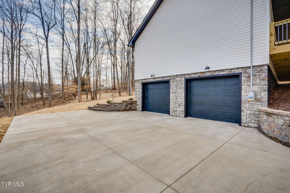 Photo #21: 137 Madeline Lane