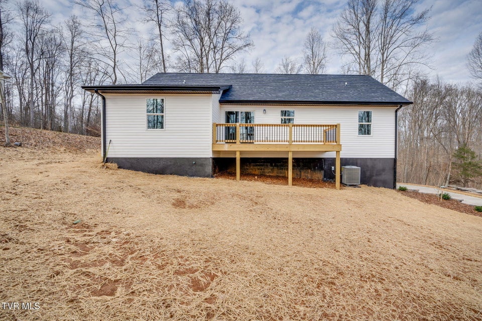 Photo #23: 137 Madeline Lane