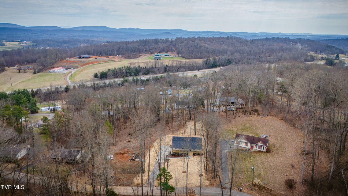 Photo #27: 137 Madeline Lane