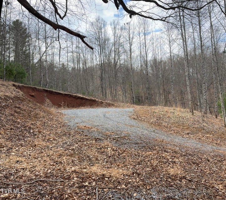 Photo #5: 129 Oaks Road