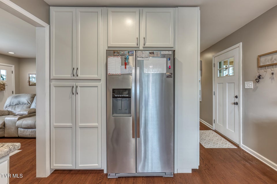 Photo #14: 105 Eastern Star Road