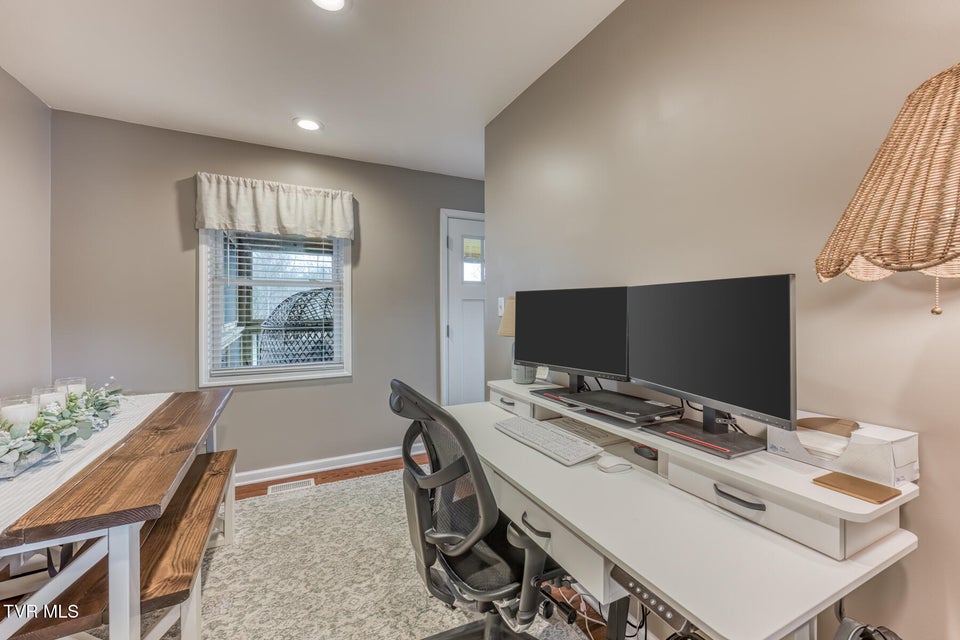 Photo #16: 105 Eastern Star Road