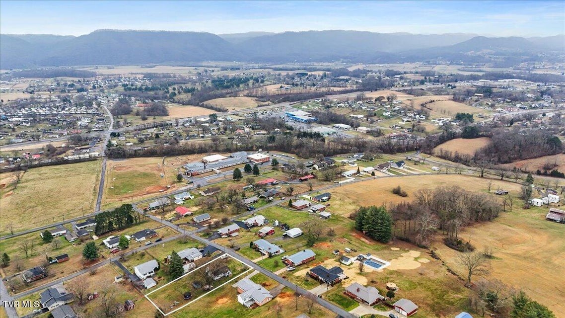 Photo #12: 308 Hunt Avenue