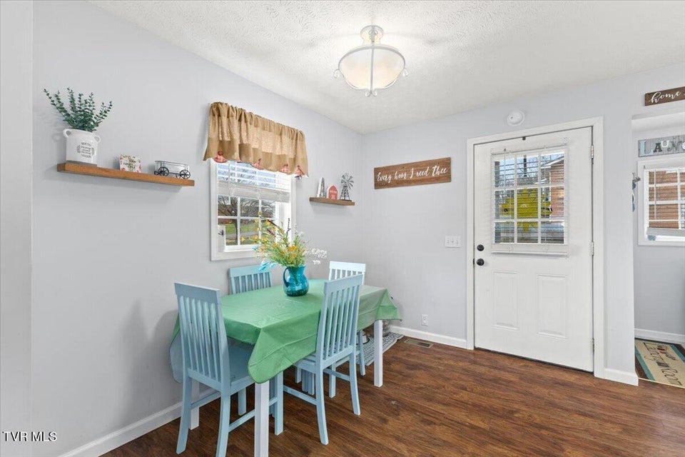 Photo #19: 308 Hunt Avenue