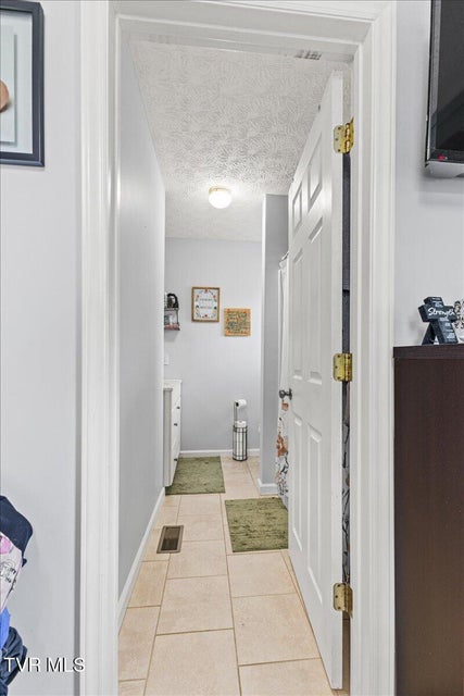 Photo #29: 308 Hunt Avenue