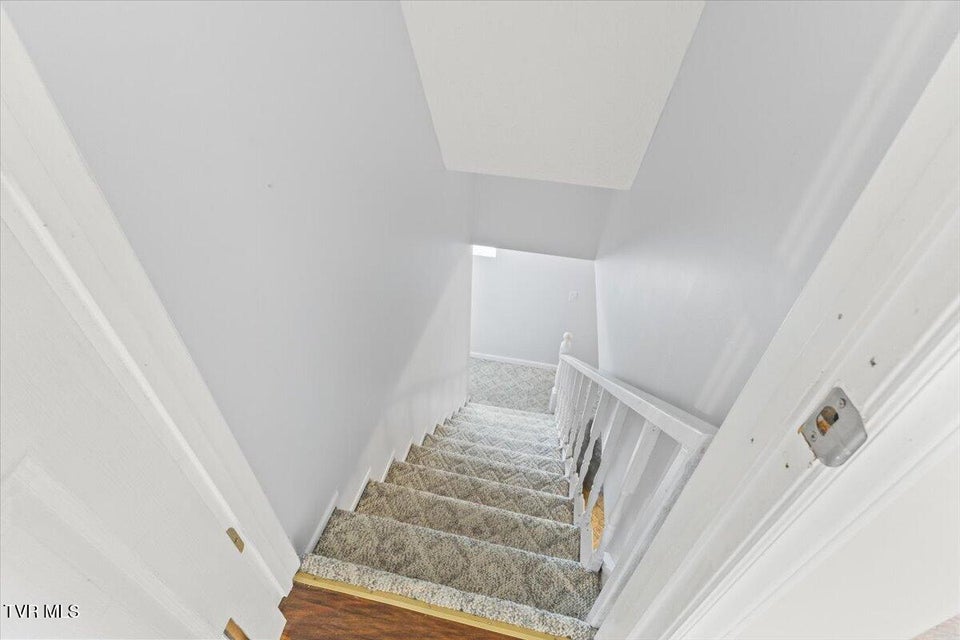 Photo #32: 308 Hunt Avenue