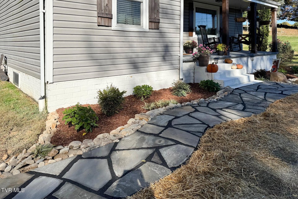 Photo #45: 105 Eastern Star Road