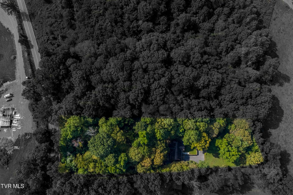 Photo #81: 589 Headtown Road