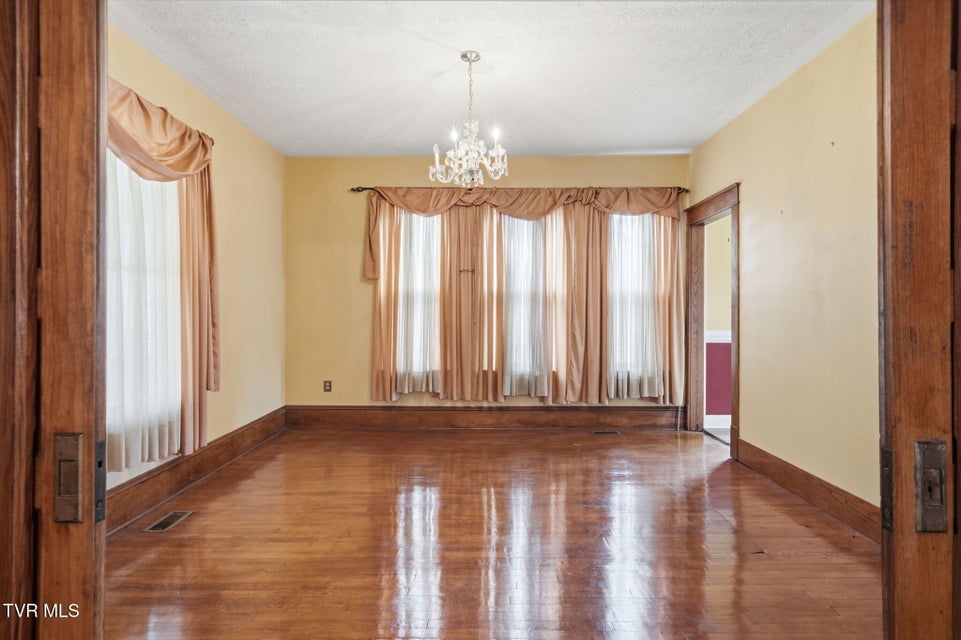 Photo #25: 1221 Sullivan Street