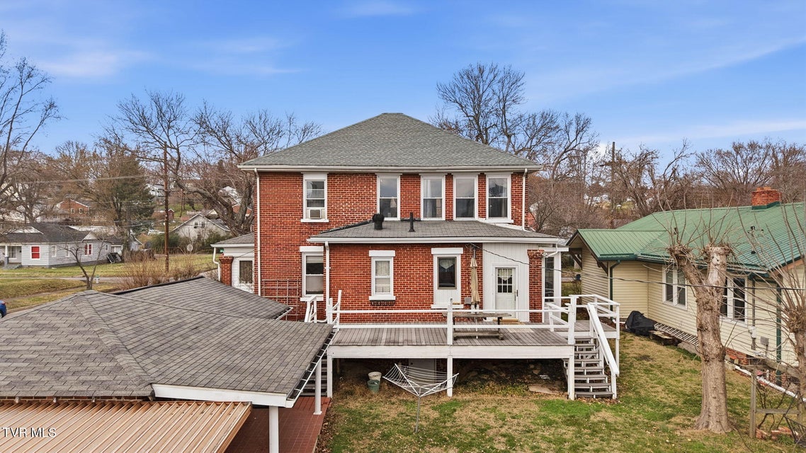 Photo #51: 1221 Sullivan Street