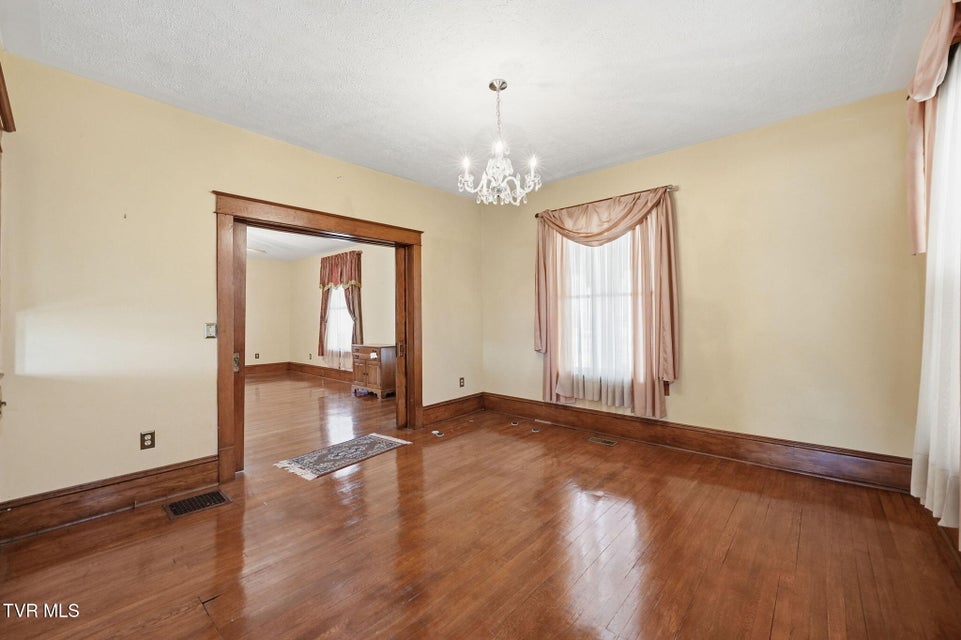 Photo #24: 1221 Sullivan Street