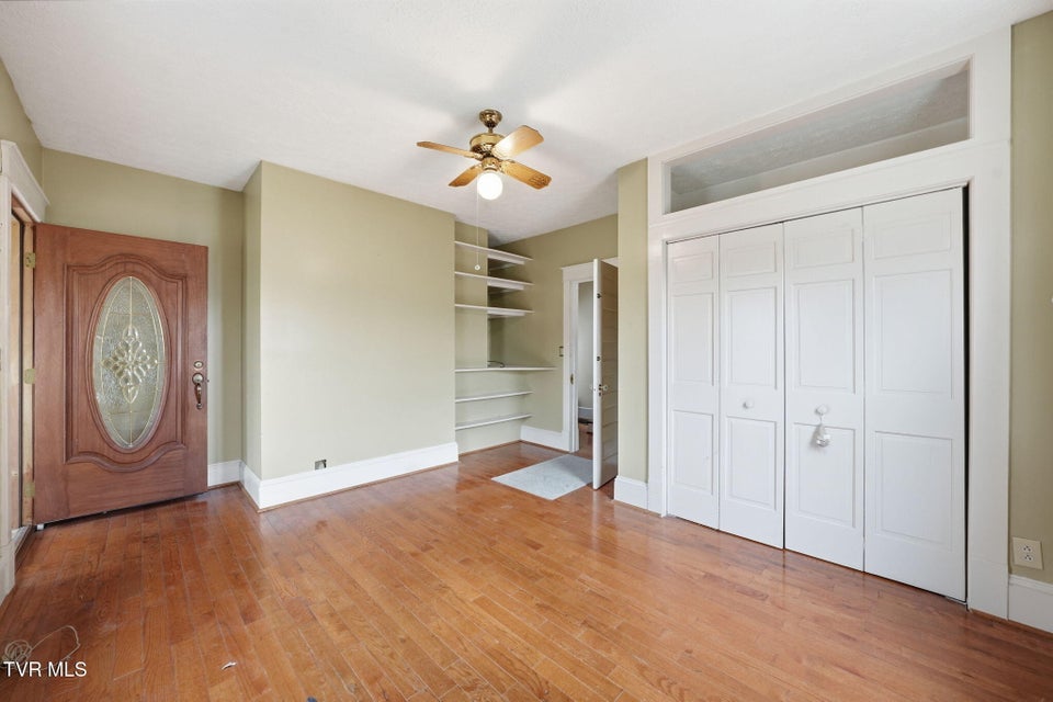 Photo #30: 1221 Sullivan Street